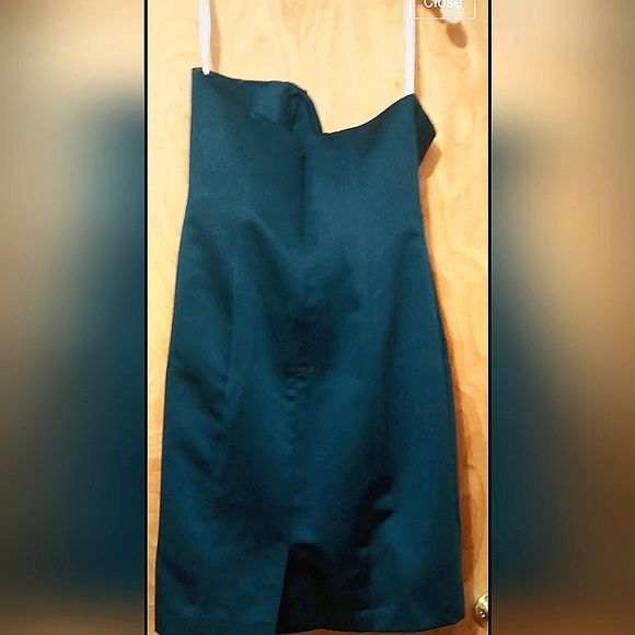 David's Bridal Green Strapless Cocktail Dress - Picture 3 of 4